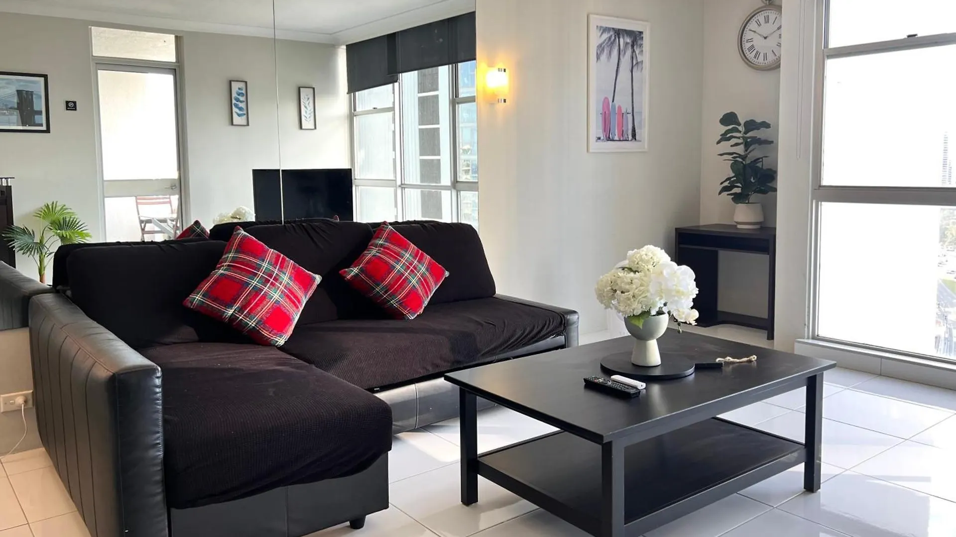 Apartament High Level Spacious Ocean View Apt At Surfers Gold Coast